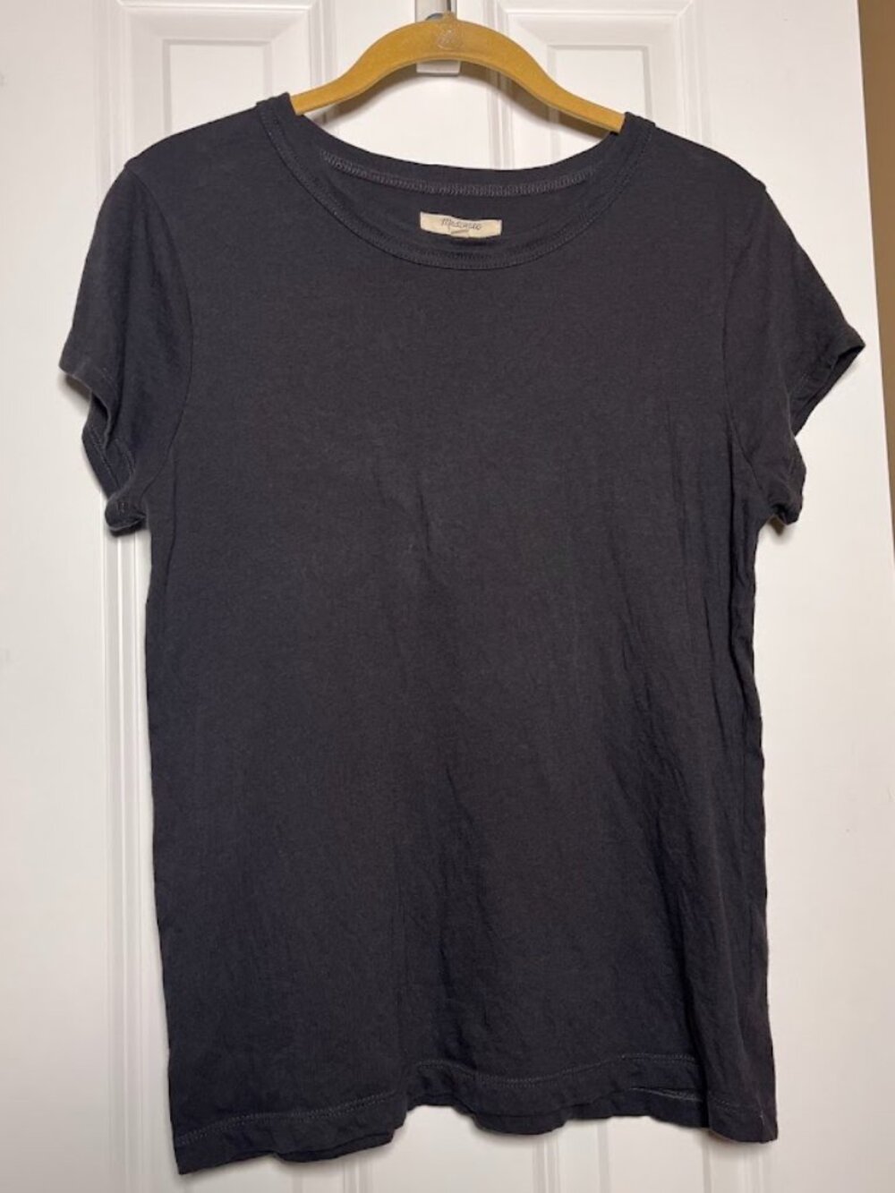 Madewell Whisper Cotton Crewneck Tee in Faded Black / Dark Gray